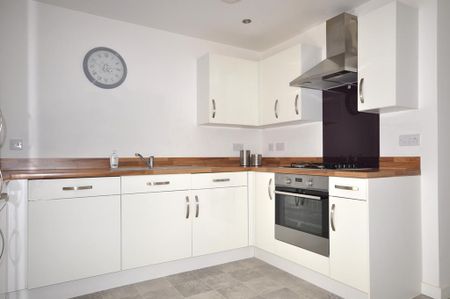 2 bedroom apartment to rent - Photo 4