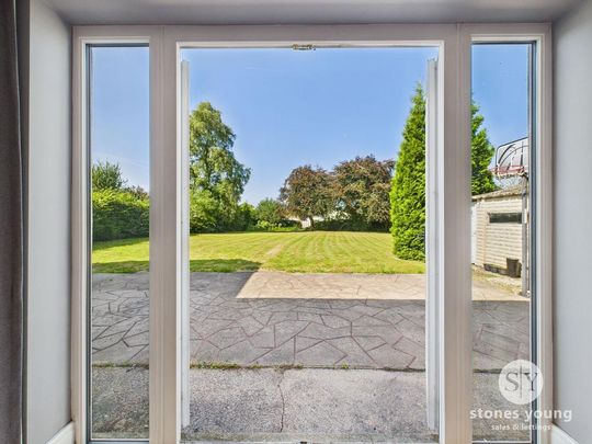 4 bedroom detached house to rent - Photo 1