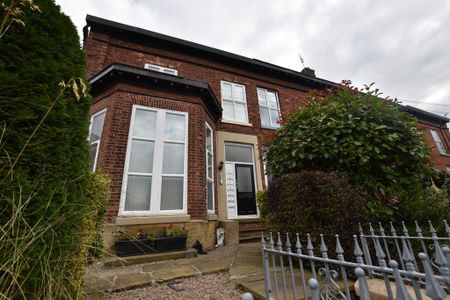 30 Park Road Salford Greater Manchester - Photo 4