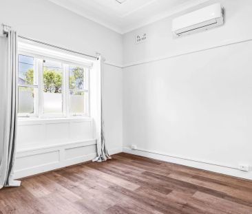 Neat Two Bedroom Family Home in Prime Punchbowl Location - Photo 4