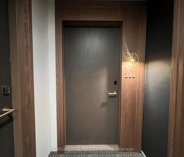 For Lease - 6 Greenbriar Road Unit# 211, Toronto, Ontario - Photo 1