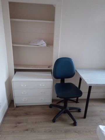 Room in a Shared House, Albert Square, E15 - Photo 2