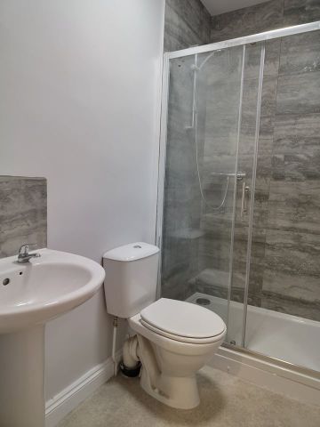 2 Bed Terraced House, Valley Road, S8 - Photo 4