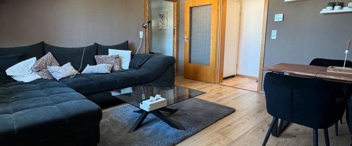 Schöne 3 Zimmer, 75qm, Dachgeschosswohnung in Wiesbaden-Bierstadt - Foto 1