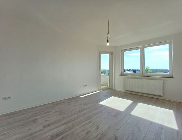 Hier wird umgebaut! Sanierte 3-Zimmer-Wohnung mit Balkon - Photo 1