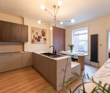 Room in a Shared House, Hough Lane, LS13 - Photo 6