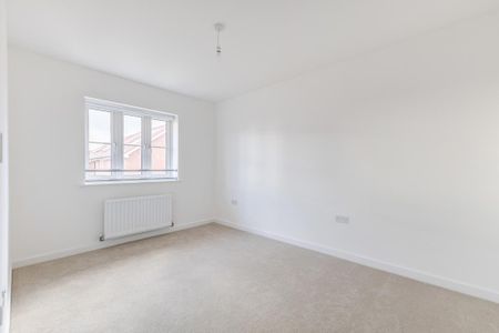 2 bedroom semi-detached house to rent - Photo 4