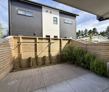 1 Bedroom Unit on The Strand - Photo 2