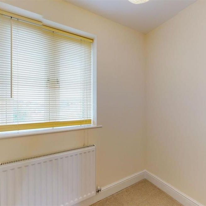3 bedroom property to rent - Photo 1