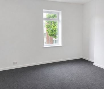 2 Bed Terraced House, Bianca St, L20 - Photo 3