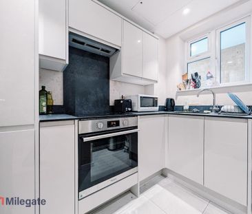 Studio to rent - Photo 2