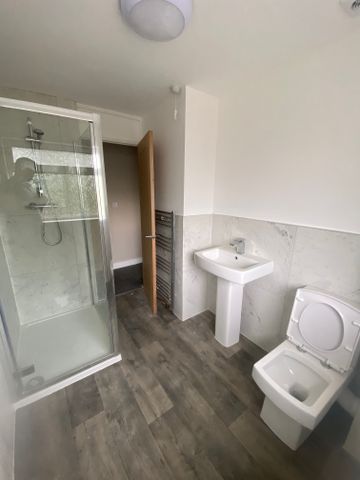 4 Bed High Quality HMO Room 2 - Photo 5