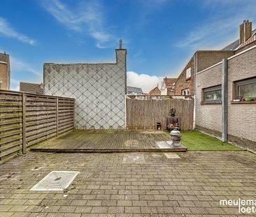 Ruime woning met garage en koer - Foto 1