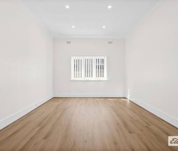 Newly Renovated Home with Space, Style & Convenience - Photo 2