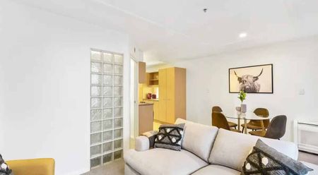 2 Bed, Central, Fully Furnished, Covered Carpark - Photo 3