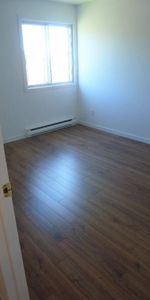 4 1/2 Chauffé/Éclairé, Décembre, Lévis secteur Desjardins, UQAR, CFP - Photo 4