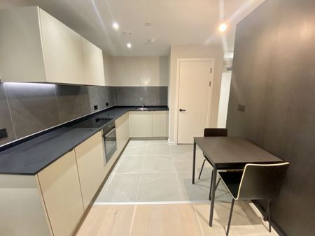 3B Spinners Way, SALFORD - Photo 3