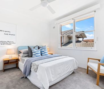 Modern 2 Bedroom Unit with a Lock-Up Garage - Photo 3