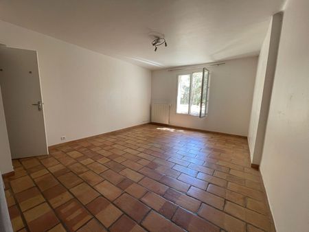 VILLA ROGNES 211M² - Photo 3