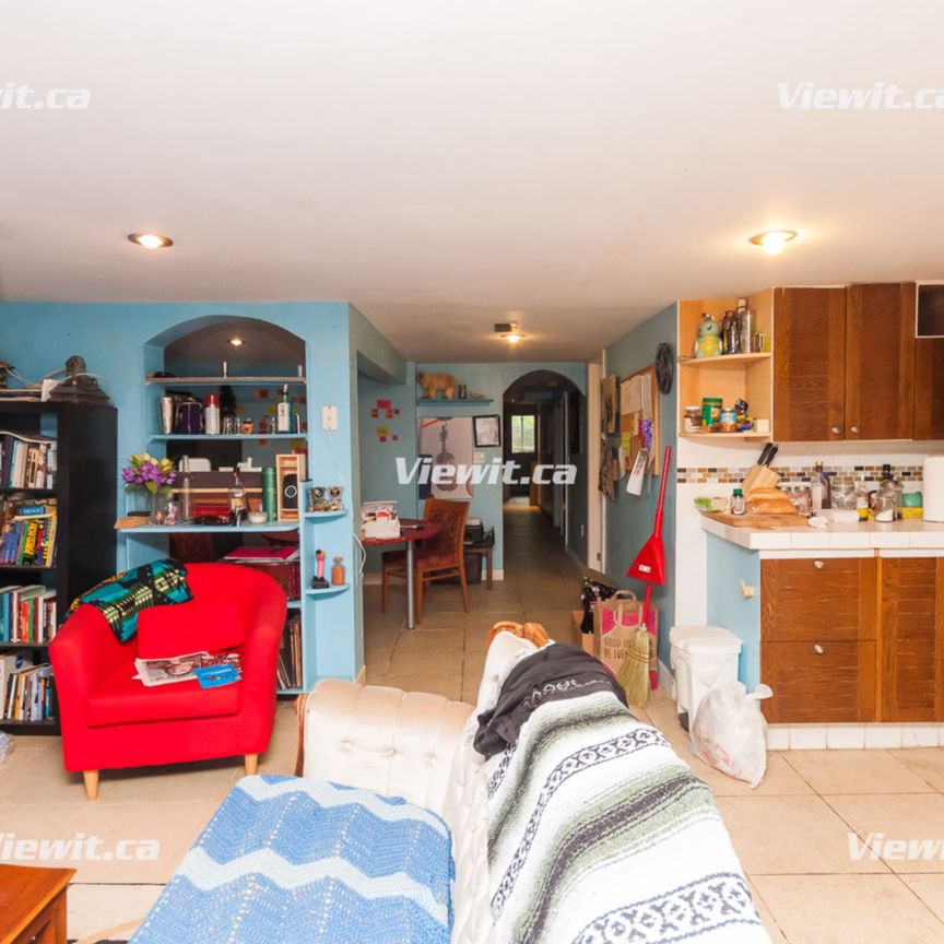 3 Bedroom Detached Home @ College & Ossington - Photo 1