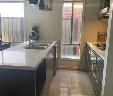 “3 Bedroom Home in the Heart of Truganina” - Photo 4