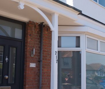 Stanwell Road - Photo 5