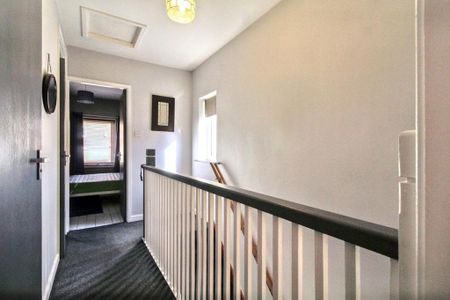 2 bedroom terraced house to rent - Photo 3