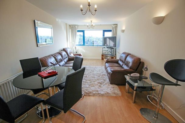 2 bedroom apartment to rent - Photo 1