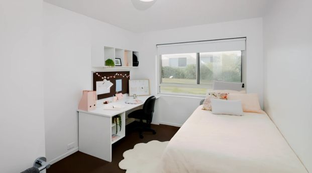 Guginya 5 bedrooms - Photo 1