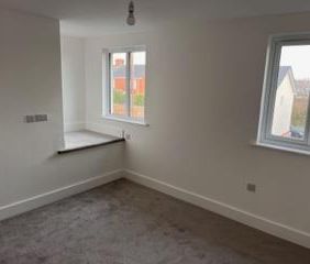 3 bedroom detached house to rent - Photo 2