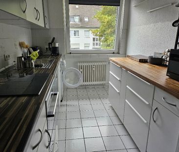 Schöne Mietwohnung in ruhiger Wohnlage mit ca. 63 m² Wohnfläche, 3 ... - Photo 1