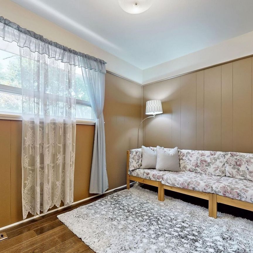 For Lease - 1 Applefield Drive Unit# Main, Toronto, Ontario - Photo 1