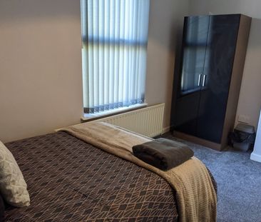 3 Bed Terraced House, Stanton Street, M11 - Photo 1