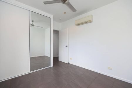 Large Executive Style Home - Large Shed - Large Block - Side Access - Photo 5