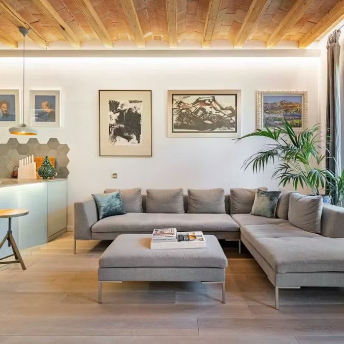 Carrer dAragó, Barcelona, Catalonia 08009 - Photo 1