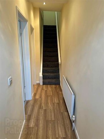22 Toronto Street, BT6 8EQ - Photo 4
