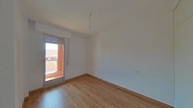 Piso en alquiler, C/ Almoradí, , M150714 - Photo 1