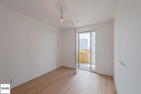 2 Zimmer Eckwohnung mit traumhaften Fernblick (13. Etage) im Quartier Belvedere / am Hauptbahnhof! - Foto 3