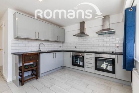 1 bedroom in a house share to rent - Photo 3