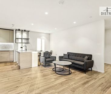 Apartment to rent in Curlew House, Heron Wharf E14 - Photo 1