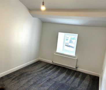2 bedroom semi-detached house to rent - Photo 5