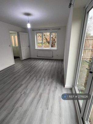 3 bedroom detached house to rent - Photo 1