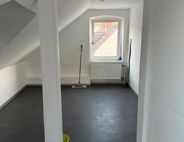 Dachgeschosswohnung in Witten Annen zum vermieten - Photo 1