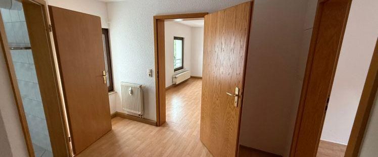 Wunderschöne, sonnige 2-Raum-Dachgeschoss-Wohnung an der Weißen Elster in Greiz - Photo 1