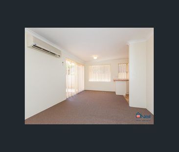 ARMADALE - 3x1 - MODERN 3 BED VILLA - Photo 4