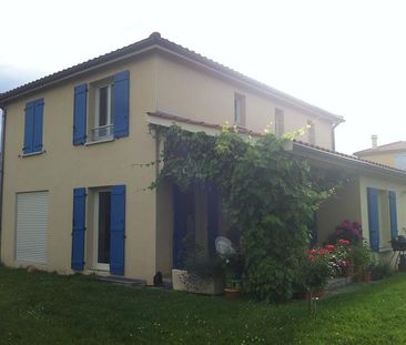 Location Maison 6 pièces 132m² BRINDAS 69126 - Photo 4