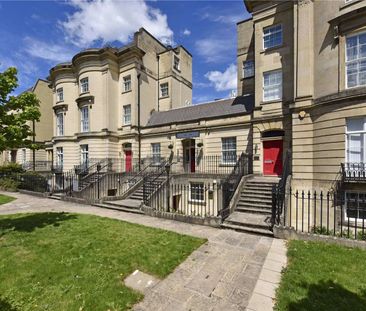 A superbly presented one bedroom lower ground floor apartment in this beautiful Georgian conversion in the centre of Reading. Offered fully furnished and with gated parking. - Photo 1