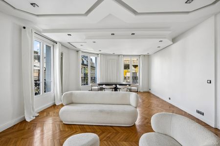 Appartement à louer Paris 16Ème - Chaillot, Paris Rive Droite, France8 000 EUR / Mois - Photo 3