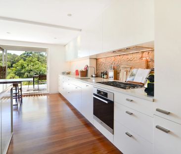 Designer terrace in one of Paddington's premier Streets - Photo 4