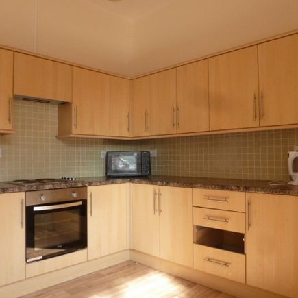 Large one double bedroom, Worcester, City Centre - Photo 1